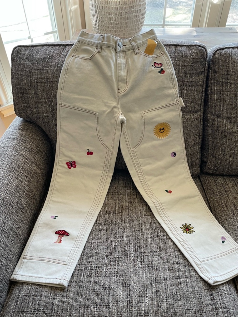 PacSun Cream High-Rise Embroidered Women’s Jeans